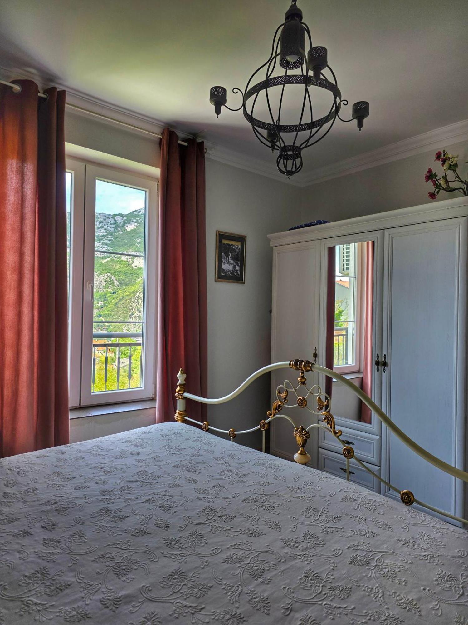 Apartment Mint&Rose Risan Bagian luar foto