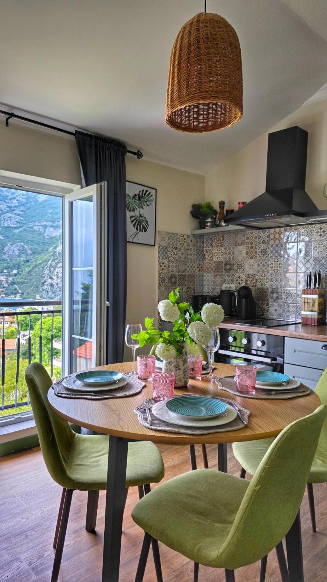 Apartment Mint&Rose Risan Bagian luar foto