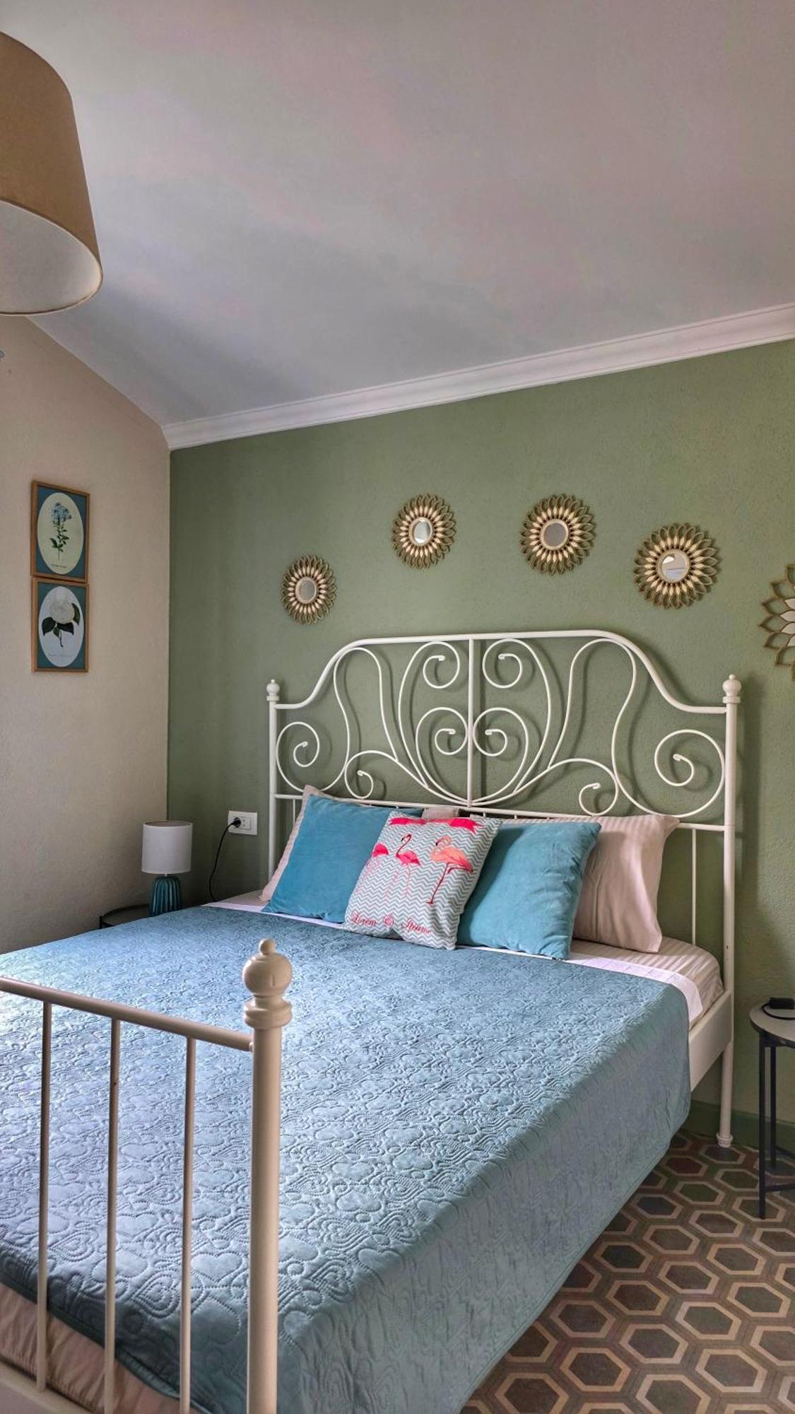 Apartment Mint&Rose Risan Bagian luar foto