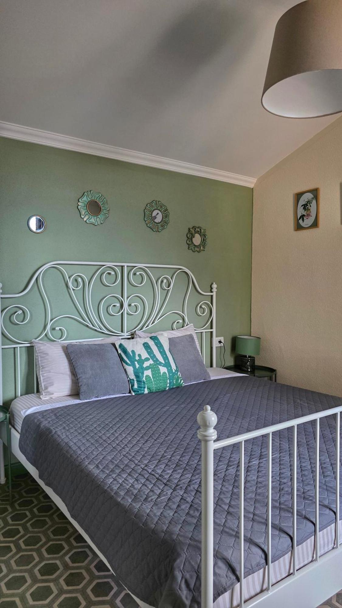 Apartment Mint&Rose Risan Bagian luar foto